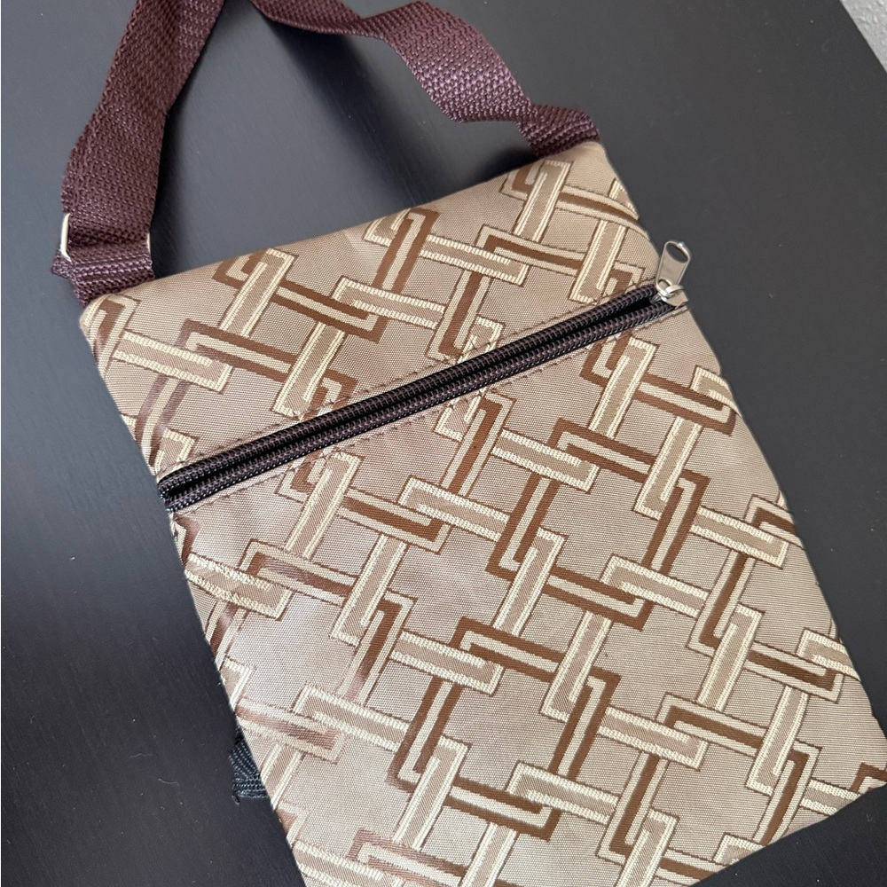 Brown Geometric Crossbody Bag Multi Pocket Travel Organizer Lightweight - Picture 2 of 3